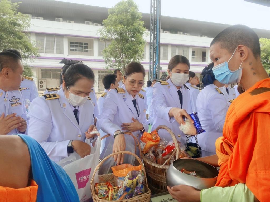 3 มิถุนายน วันเฉลิมพระชนมพรรษาวันเฉลิมพระชนมพรรษา  สมเด็จพระนางเจ้าสุทิดา พัชรสุธาพิมลลักษณ พระบรมราชินี