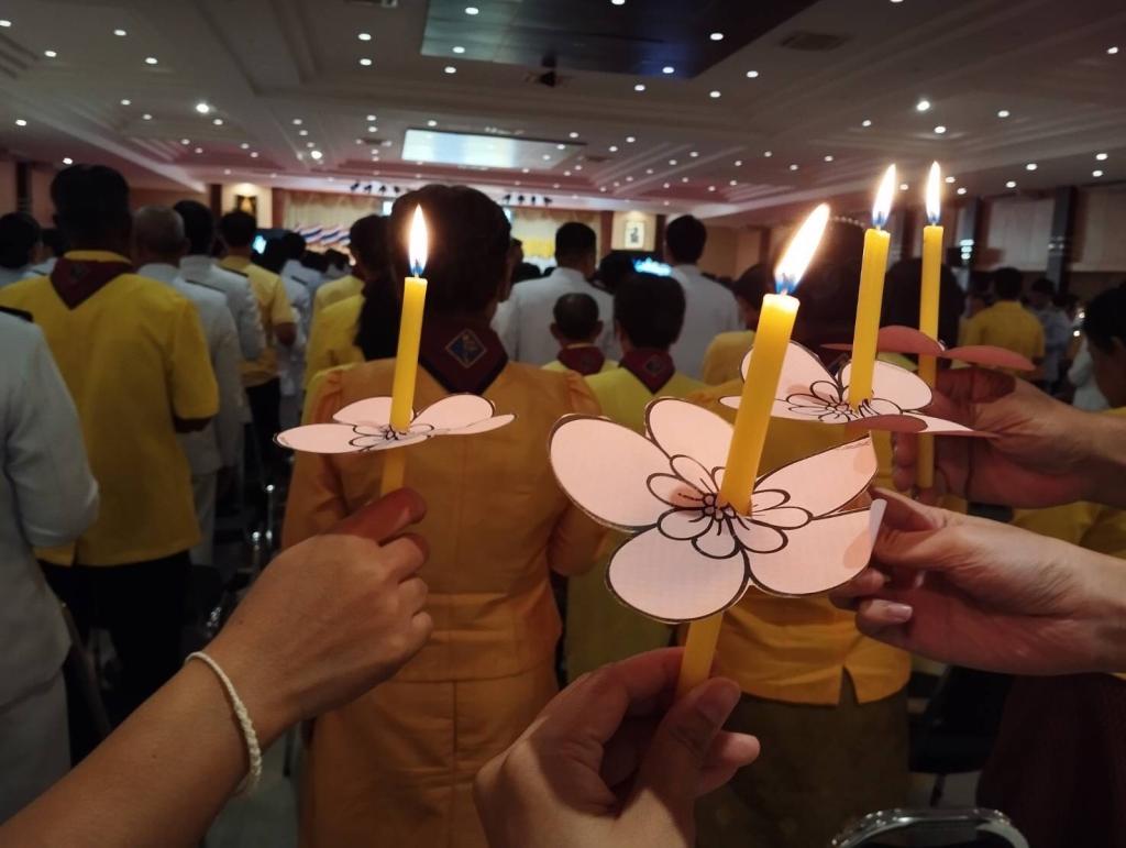 28 กรกฎาคม วันเฉลิมพระชนมพรรษา  พระบาทสมเด็จพระปรเมนทรรามาธิบดีศรีสินทรมหาวชิราลงกรณ พระวชิรเกล้าเจ้าอยู่หัว