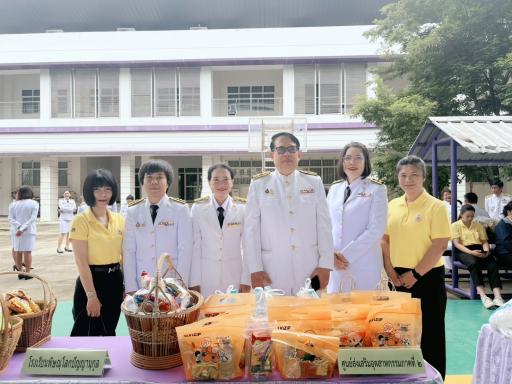 28 กรกฎาคม วันเฉลิมพระชนมพรรษา  พระบาทสมเด็จพระปรเมนทรรามาธิบดีศรีสินทรมหาวชิราลงกรณ พระวชิรเกล้าเจ้าอยู่หัว